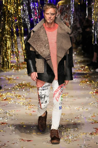 Look 21